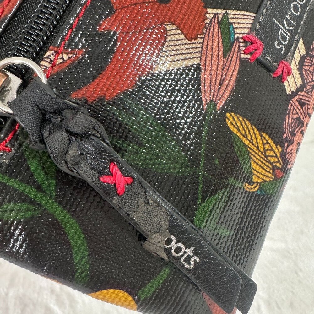 Sakroots Crossbody Bag With Adjustable Strap Artist Circle Birds Peace - Picture 4 of 9